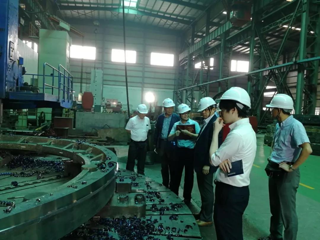 參觀危廢回轉(zhuǎn)窯生產(chǎn)現(xiàn)場